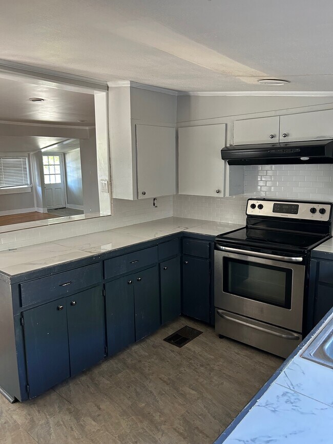 104 Lepont St in Lafayette, LA - Building Photo - Building Photo