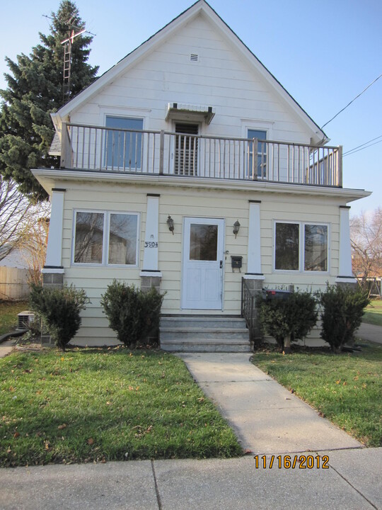 3904 14th Ave, Unit Upper Unit in Kenosha, WI - Building Photo