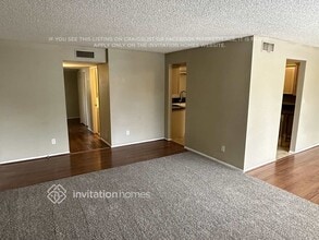 2301 W Waltann Ln in Phoenix, AZ - Building Photo - Building Photo