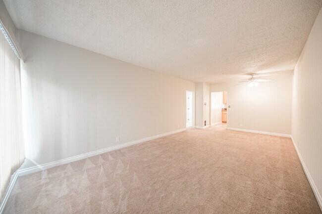 3720 Motor Ave in Los Angeles, CA - Building Photo - Building Photo