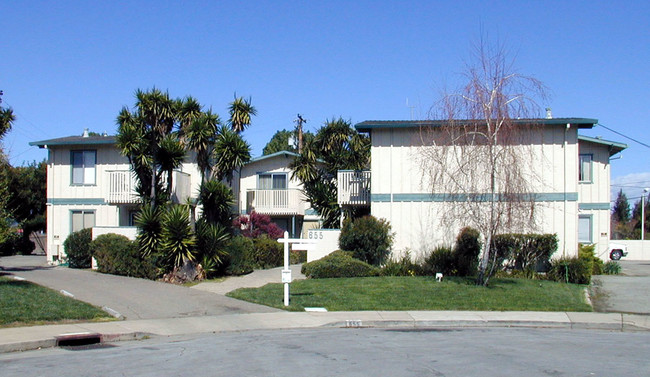 655 Reseda Dr in Sunnyvale, CA - Building Photo - Building Photo