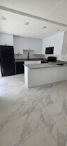 217 2nd Ter in Palm Beach Gardens, FL - Building Photo