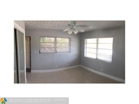 629 NE 15th Ave in Fort Lauderdale, FL - Building Photo - Building Photo