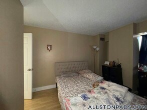 15 N Beacon St, Unit 704 in Boston, MA - Foto de edificio - Building Photo