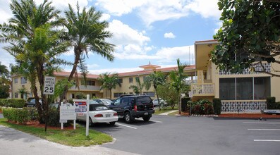 Hamilton Landing in Fort Lauderdale, FL - Foto de edificio - Building Photo