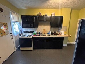 2843 W Garrison Ave in Baltimore, MD - Building Photo - Building Photo