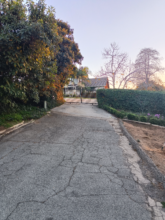 2613 Sunset Hills in Escondido, CA - Building Photo