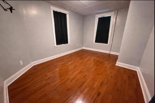 property at 21 49th St