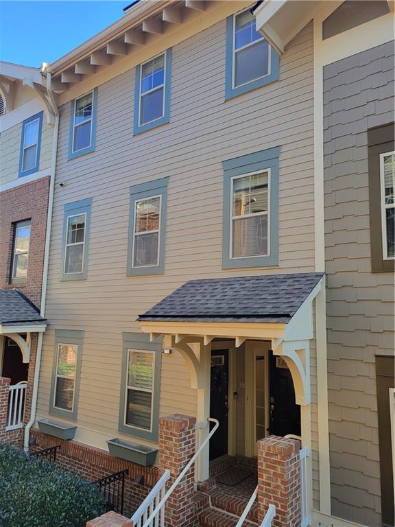 property at 655 Mead St SE