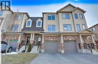 750 Lawrence St in Cambridge, ON - Building Photo - Building Photo