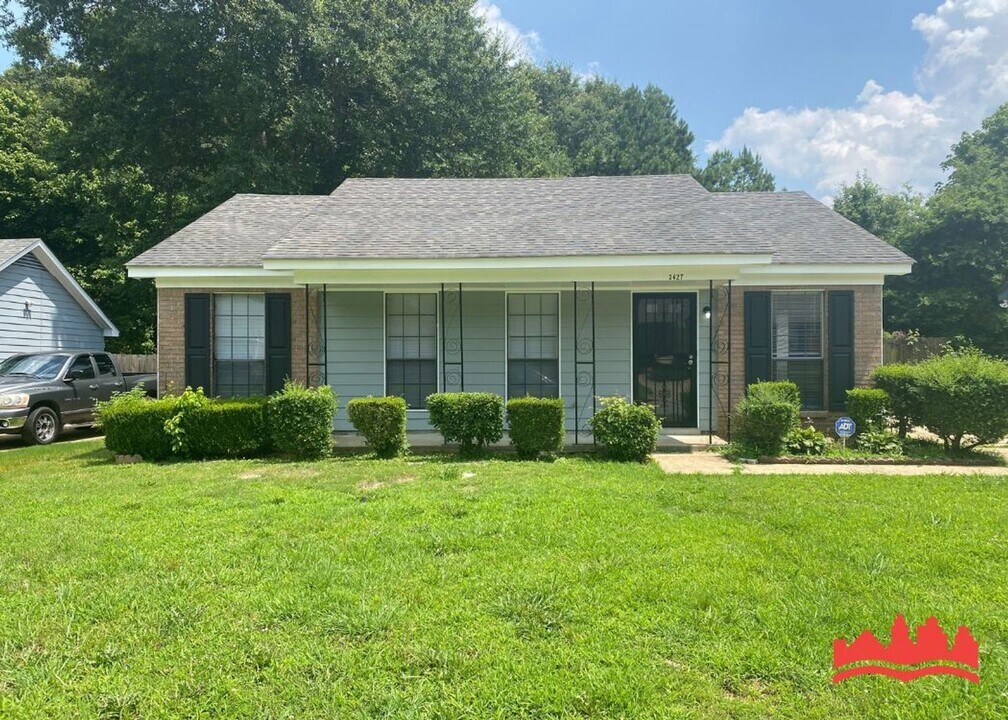 3427 Keokee Cove in Memphis, TN - Building Photo