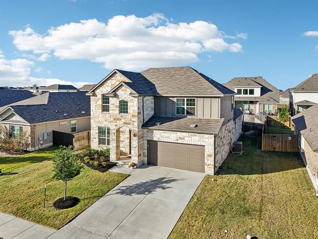 427 Bluejack Wy in Hutto, TX - Building Photo - Building Photo