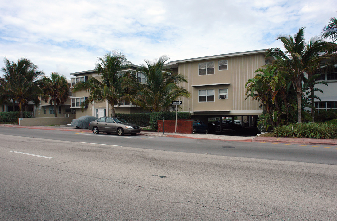 Surfcoast Apartments in Surfside, FL - Building Photo