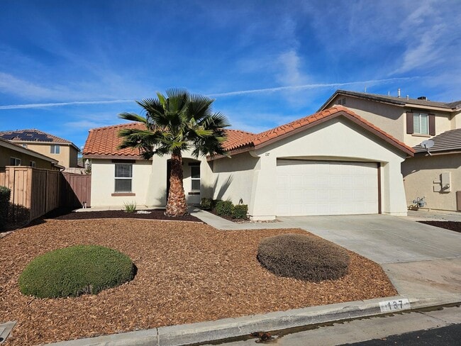137 Ropango Way in Hemet, CA - Building Photo - Building Photo