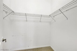 1126 Medan Ct N in Naples, FL - Building Photo - Building Photo