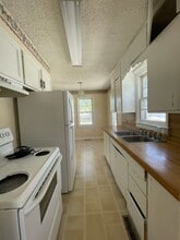 1619 E McDaniel St in Springfield, MO - Building Photo - Building Photo