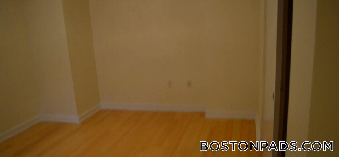 40 Boylston St, Unit 606 in Boston, MA - Building Photo