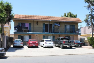 49th Street Villas in San Diego, CA - Foto de edificio - Building Photo