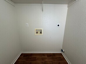 3400 Cantabrian Dr in Killeen, TX - Building Photo - Building Photo