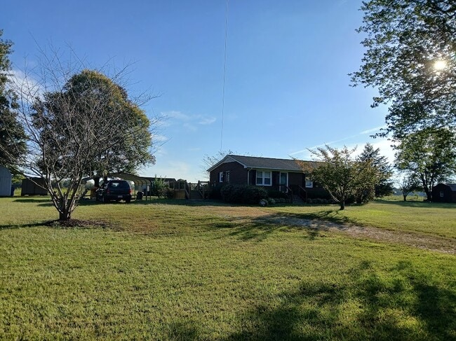 4008 Lebanon Rd in Efland, NC - Building Photo - Building Photo
