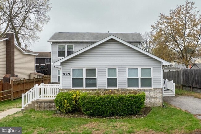 829 Shore Dr in Edgewater, MD - Building Photo - Building Photo