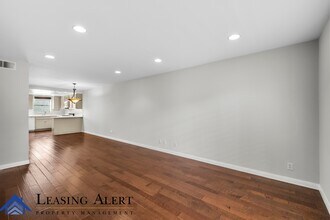 26914 Rainbow Glen Dr in Santa Clarita, CA - Building Photo - Building Photo