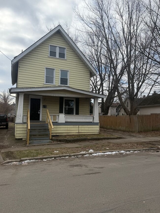 613 E 4th St in Erie, PA - Building Photo - Building Photo