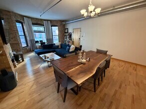 523 S 9th St, Unit 2 in Minneapolis, MN - Building Photo - Building Photo