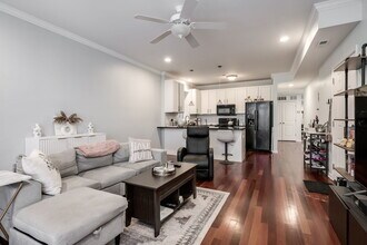 6641 W Belmont Ave in Chicago, IL - Building Photo - Building Photo