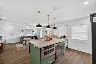 5153 Salmon Dr SE in St. Petersburg, FL - Building Photo - Building Photo