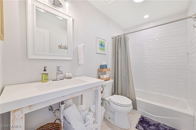 property at 13840 Sleepy Hollow Ln