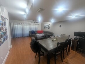 4736 NW 90th Ave in Sunrise, FL - Building Photo - Building Photo