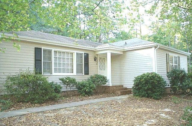 5220 Kaplan Dr in Raleigh, NC - Building Photo