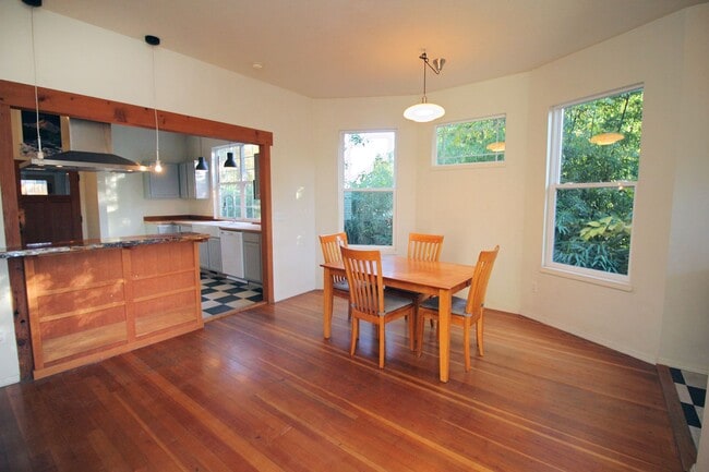 property at 3308 N Missouri Ave