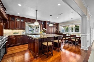 1760 9th St in Manhattan Beach, CA - Building Photo - Building Photo