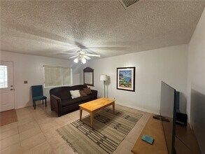 2545 Kemp Ave in Kingman, AZ - Building Photo - Building Photo