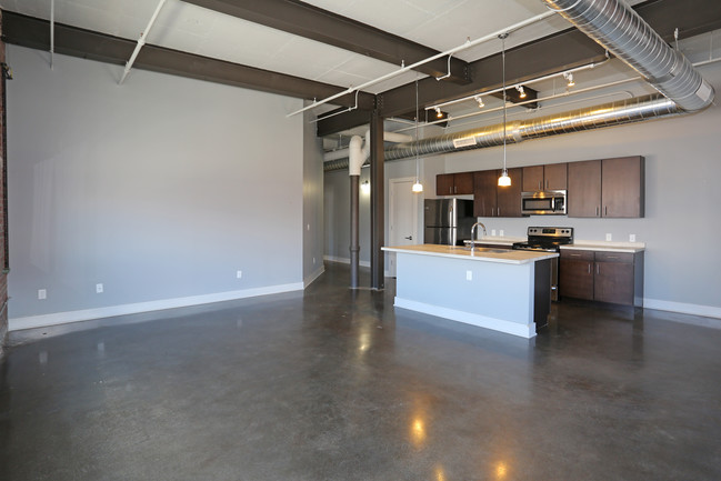 1285 Main in Buffalo, NY - Building Photo - Interior Photo