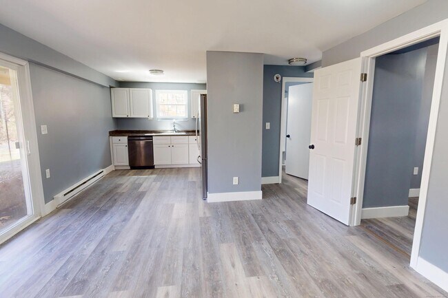 26 Sunset Terrace in Essex, CT - Building Photo - Building Photo