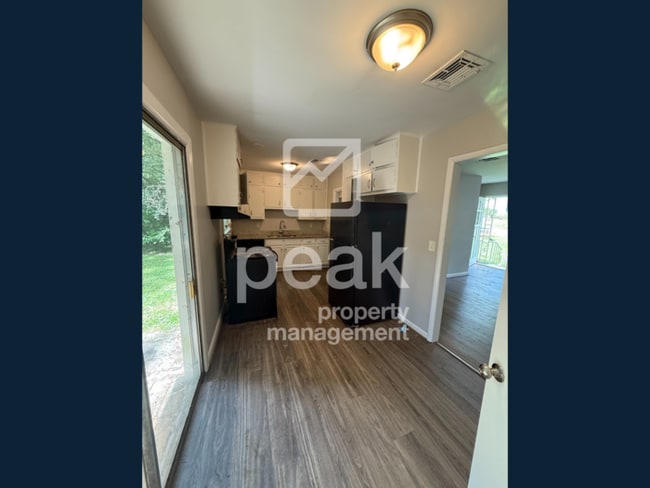 121 26th Ave NW in Center Point, AL - Building Photo - Building Photo