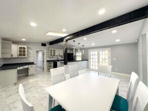 12116 N 52nd St in Temple Terrace, FL - Building Photo - Building Photo