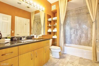 851 Van Ness Ave-Unit -Unit 106 in San Francisco, CA - Building Photo - Building Photo