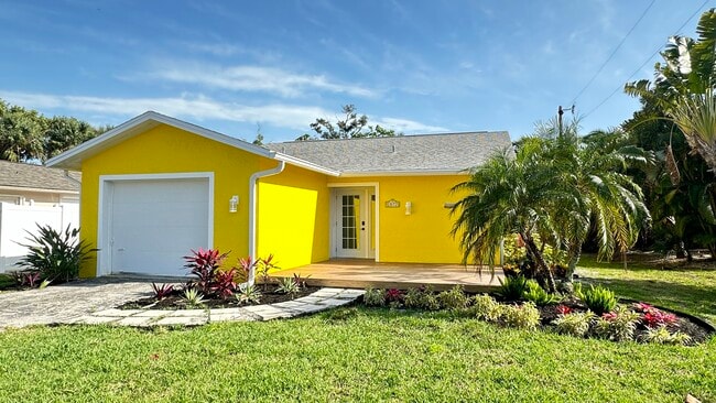 property at 1672 Atlanta Plaza Dr