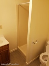 1818 Atkamire Dr in Tallahassee, FL - Building Photo - Building Photo