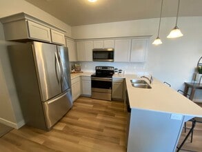 517 N 310 W in Vineyard, UT - Building Photo - Building Photo