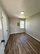 127 E Jefferson St in Brownsville, TN - Building Photo