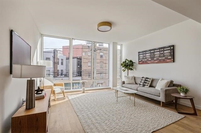 139 Brunswick St in Jersey City, NJ - Building Photo - Building Photo