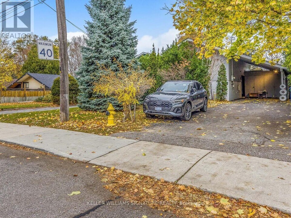 65 Orton Park Rd in Toronto, ON - Building Photo