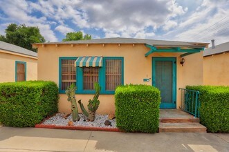 4542 Eagle Rock Blvd in Los Angeles, CA - Building Photo - Building Photo