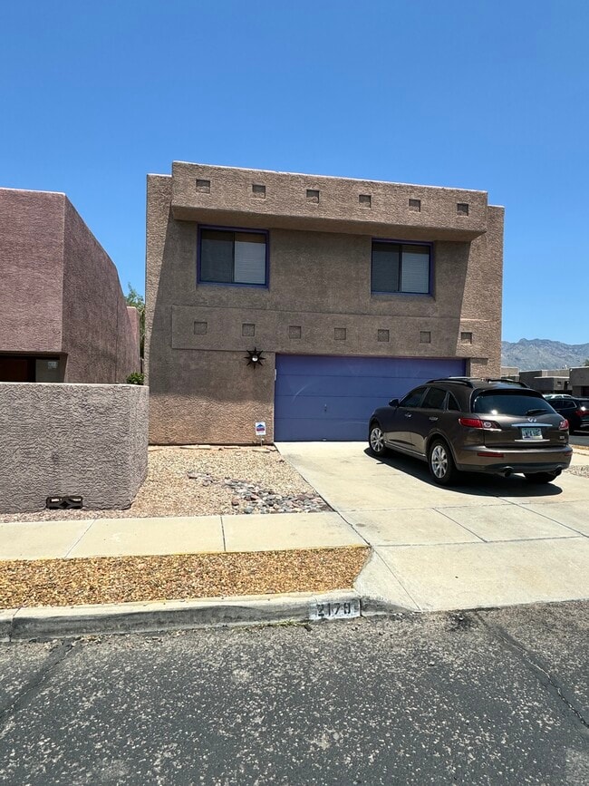 property at 2179 E Gazania Ln