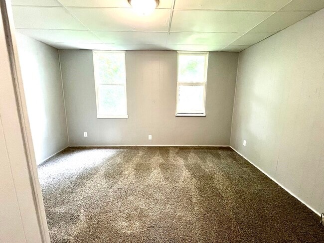 1601 S Linwood Ave in Evansville, IN - Building Photo - Building Photo